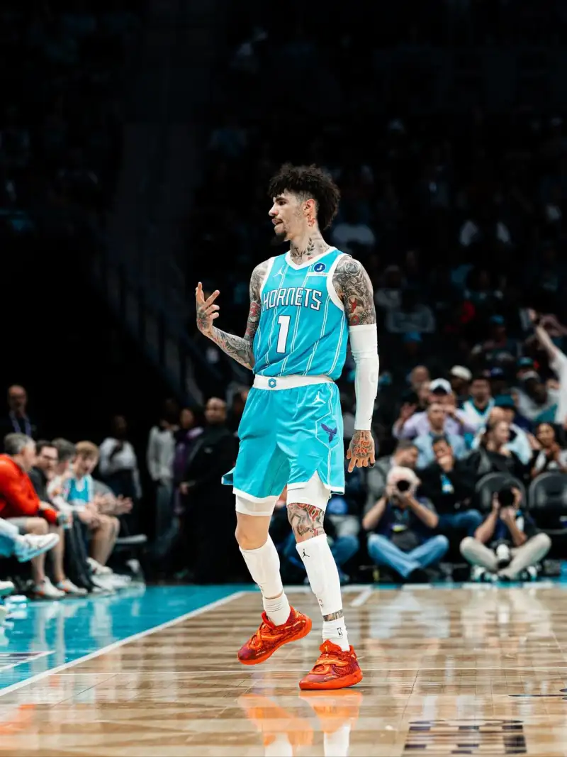 LaMelo Ball shared photos of himself with fans on Instagram.