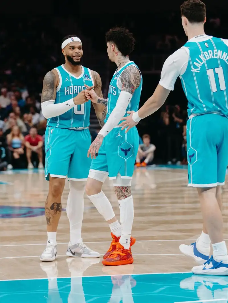 LaMelo Ball shared photos of himself with fans on Instagram.