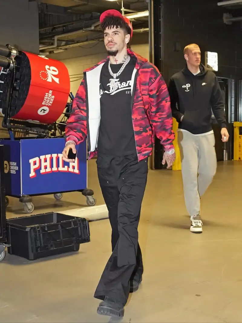 LaMelo Ball shared photos of himself with fans on Instagram.