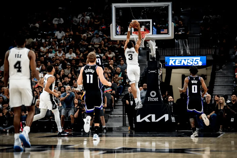 The Kings suffered their sixth consecutive loss, falling to second-to-last place in the Western Conference.