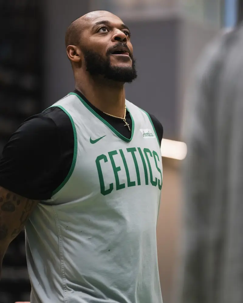 A major battle is imminent! The Celtics are preparing for their game against the Clippers.