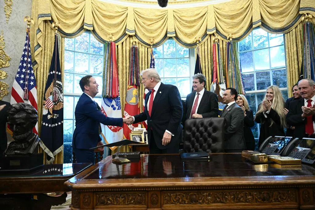 Bessant: ,000 bonus program needs congressional approval