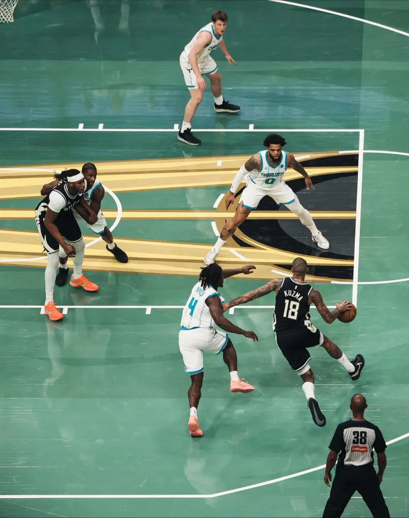 Kyle Kuzma posted a recent photo on Instagram.