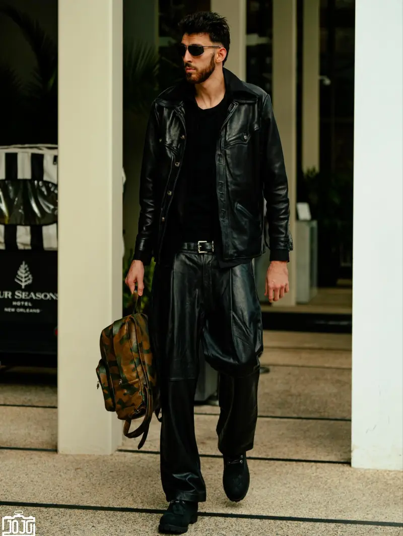 Holmgren posts photos from the game