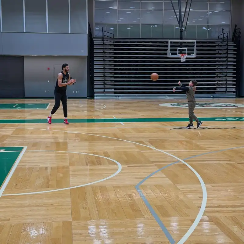 Jayson Tatum posted several recent photos of himself, and the Celtics' official account responded with an hourglass emoji.