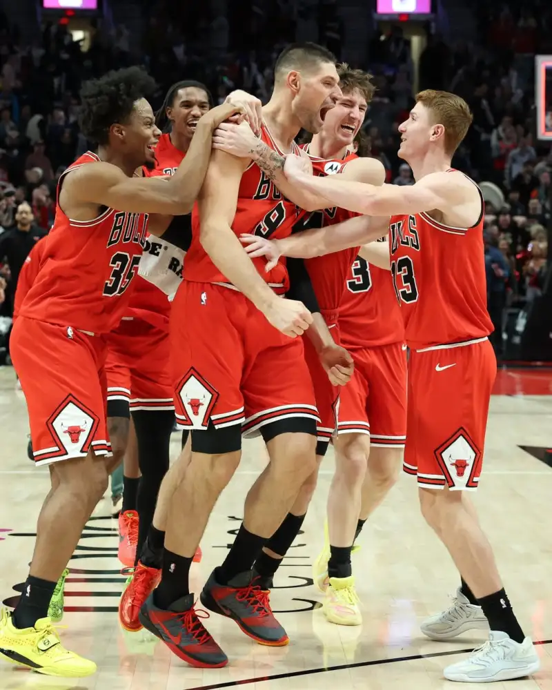 The Bulls' official account posted photos from the game to celebrate the team.