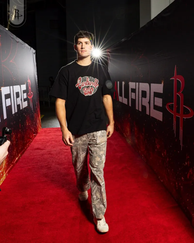 The Rockets players entered the arena for today's game.