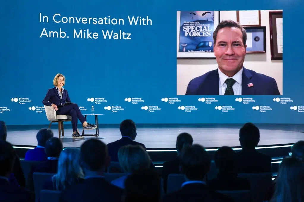 Israeli airstrikes on Gaza have resulted in hundreds of casualties Israel and Kazakhstan accuse each other of violating the ceasefire agreement.