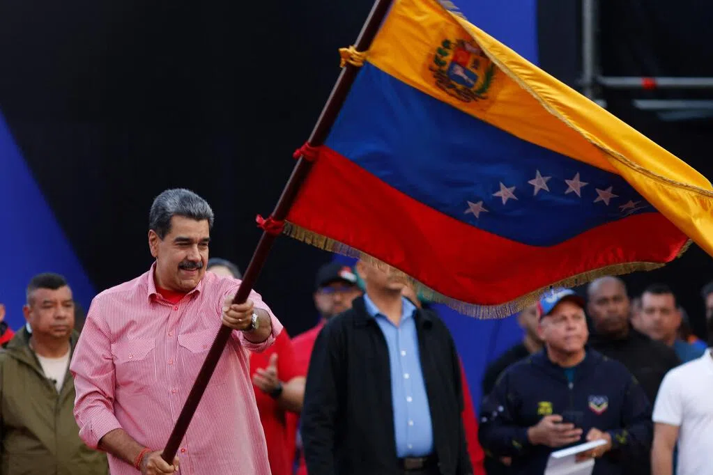The United States is planning a new round of action against Venezuela, possibly starting with a covert operation.