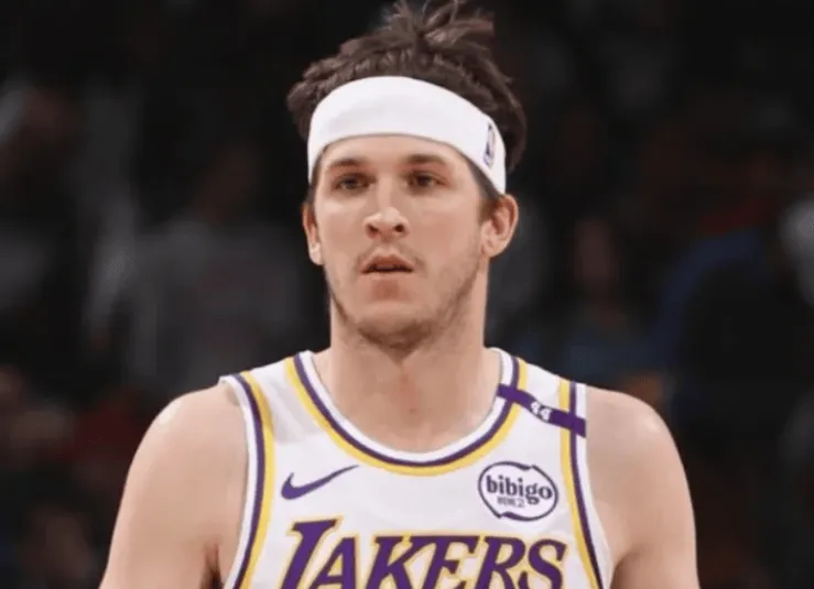 Consistent performance! Reeves' season has been consistently strong.