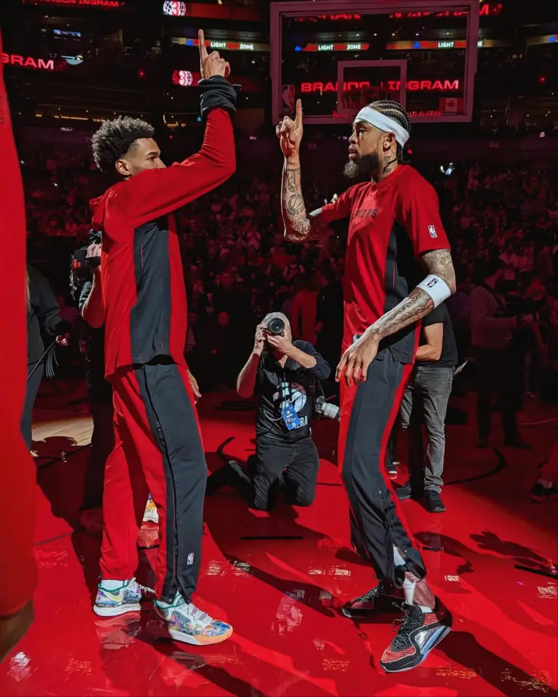 Raptors social media posts a collection of pre-game player warm-up photos: focused and engaged
