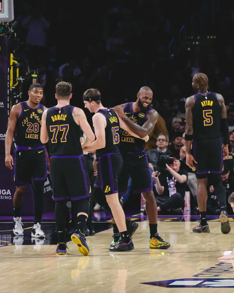 Second in the West! Rui Hachimura shares photos from the game on Instagram with fans.