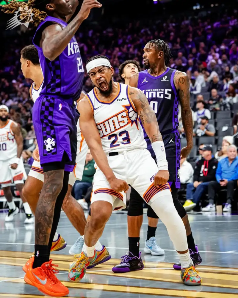 Sun posts photos of the game to celebrate the team's victory over the Kings.