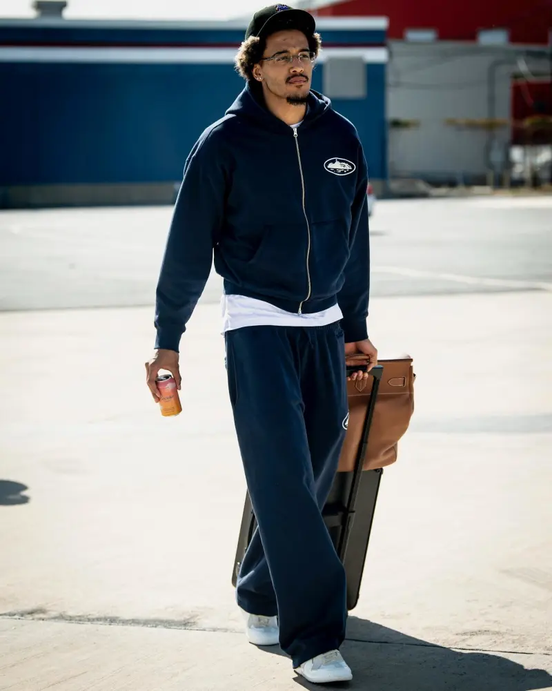 San Antonio Spurs player Jeremy Sohan shared recent photos of his daily life on social media.