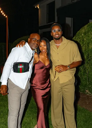 Donovan Mitchell updated his Instagram with Thanksgiving photos.