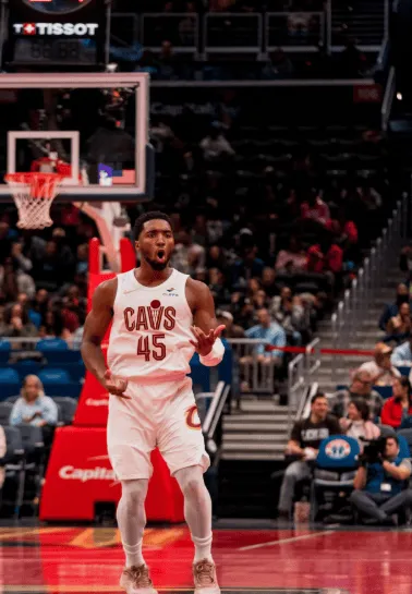 Donovan Mitchell updated his Instagram with Thanksgiving photos.