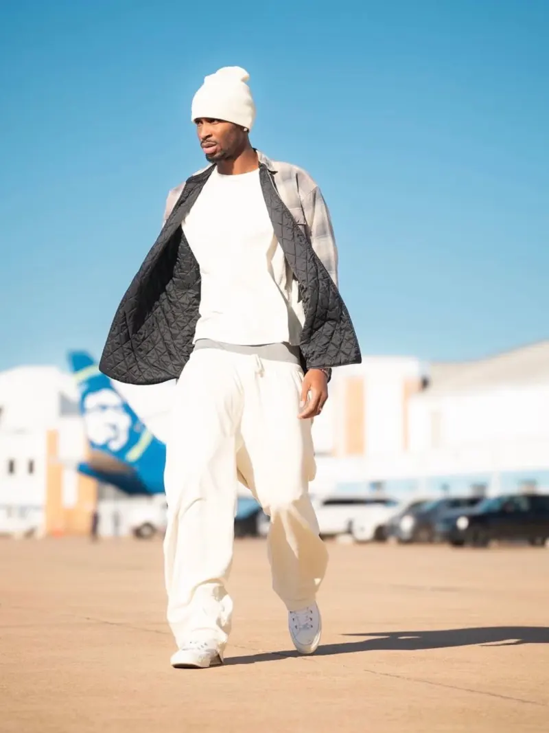 MVP! Alexander posted a photo on social media: How could he have been traveling back and forth if he hadn't fully recovered?