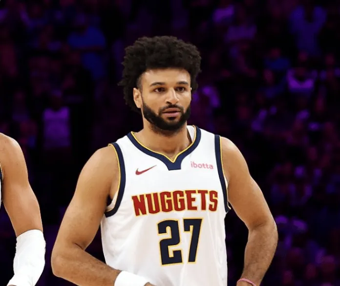 Making a strong case for the All-Star team! Murray has averaged 28.3 points and 6.9 assists in his last 8 games, with shooting percentages of 55/57/91%.