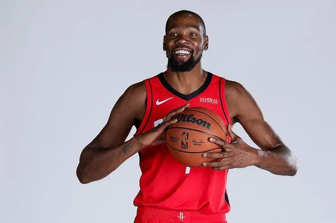 US reporters on KD's salary cut: It will help retain young core players and build a roster around KD