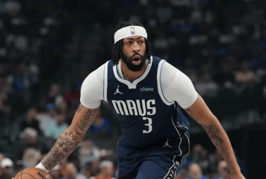 Davis' preseason averages