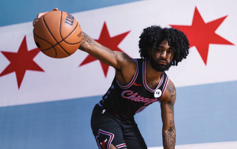 Brand new jerseys! Bulls official media posted photos of the team players' new jerseys: For Chicago!