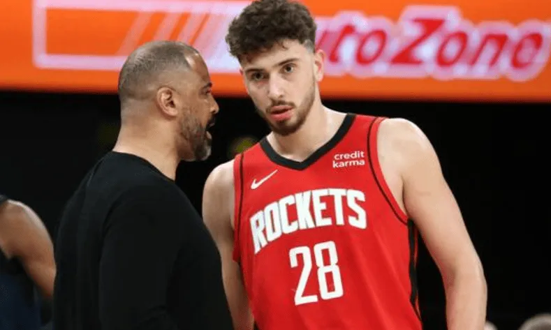 Udoka: Playing Shin-kyung at power forward instead of center can help him play to his strengths