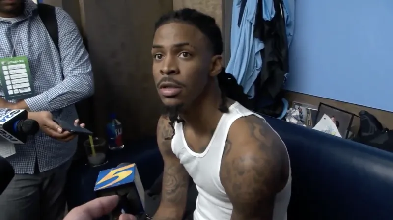 Morant talked about JJJ's ejection: Everyone knows who should have the ball in the clutch.