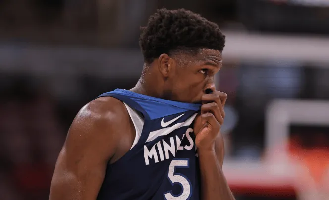 Huazi killed the game at the critical moment! Ingles: This happens when you have the best players