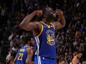 In the final moments, Kerr would occasionally arrange tactics, but more often we would just play