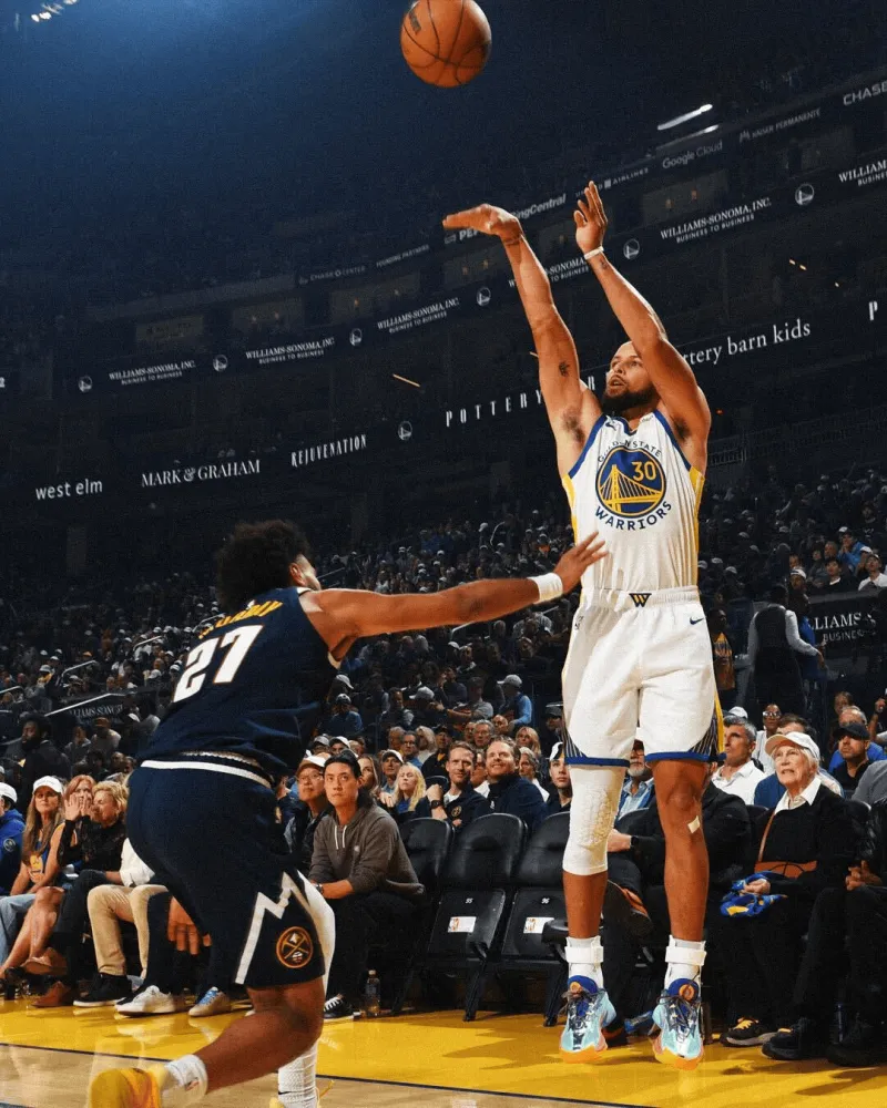 Curry shooting photos: This  chef  turned the court into his kitchen