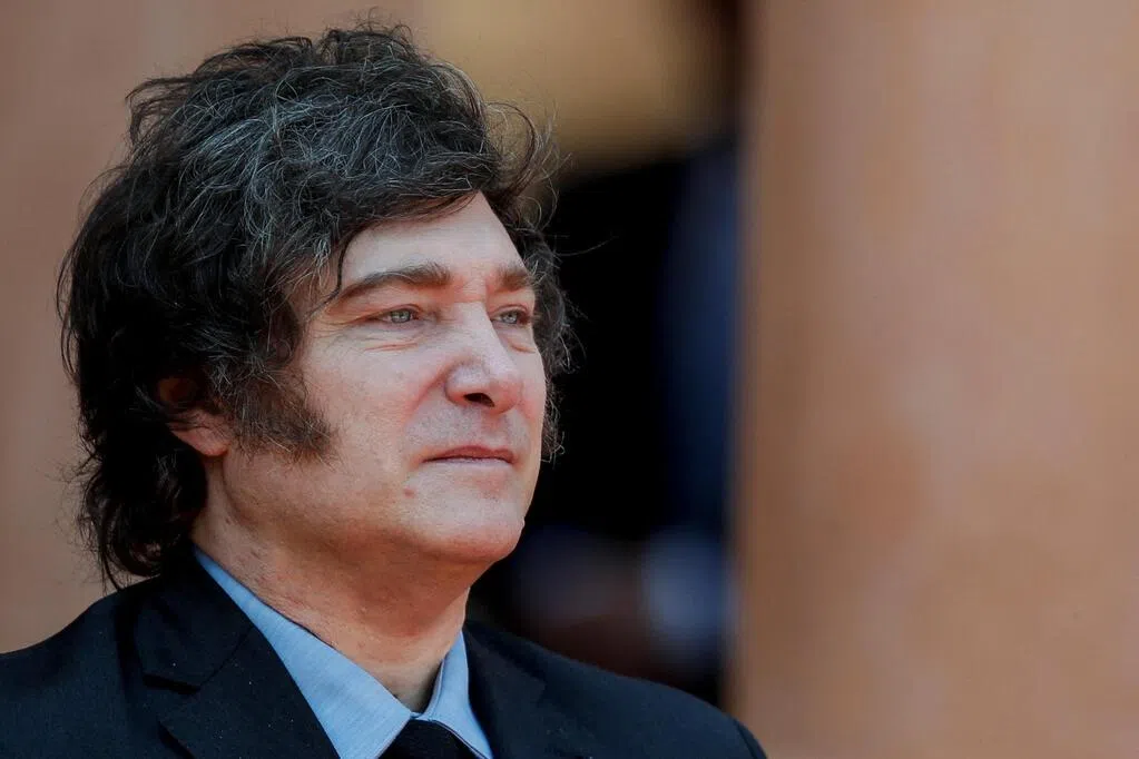 Argentina's ruling coalition wins easily in mid-term elections