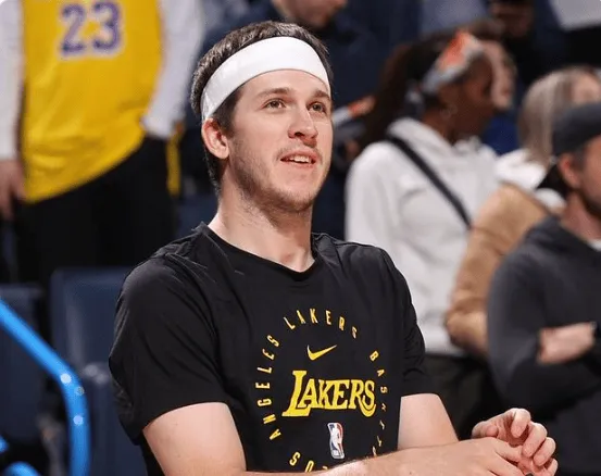 Super big numbers! Reeves currently averages 35.8 points, 6.8 rebounds, and 8.5 assists per game, with a shooting percentage of 57% and 43%.