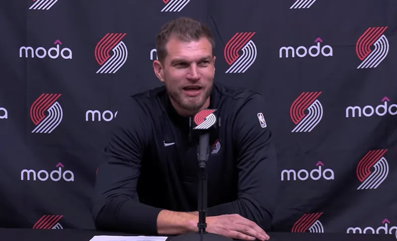 Splitter on 34 assists: The whole team worked hard and contributed to the team's victory.