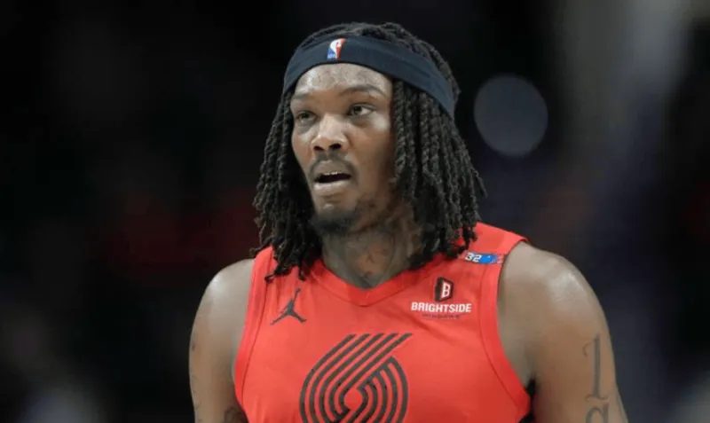 Trail Blazers official statement: Lowry's availability for tomorrow's game against the Nuggets is questionable Sharp is likely to play.