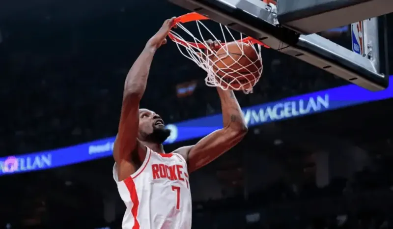 US media: Durant, at 37 years old, scores over 100 points in his first four games of the season, tying James, Curry, and Malone's records.