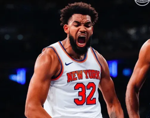 Karl-Anthony Towns surpasses 15,000 career NBA points.