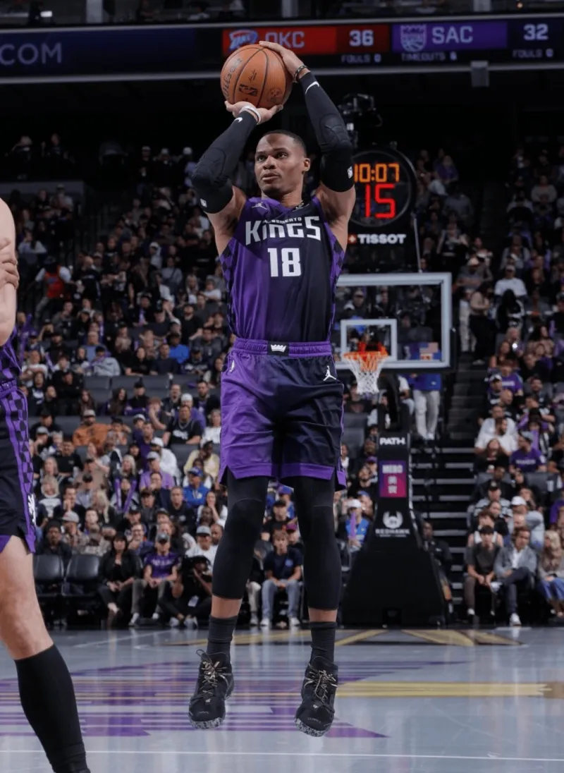 In his five starts, Westbrook averaged 20.2 points, 9 rebounds, and 6.6 assists, with a field goal percentage of 52.8% and a three-point percentage of 51.6%.