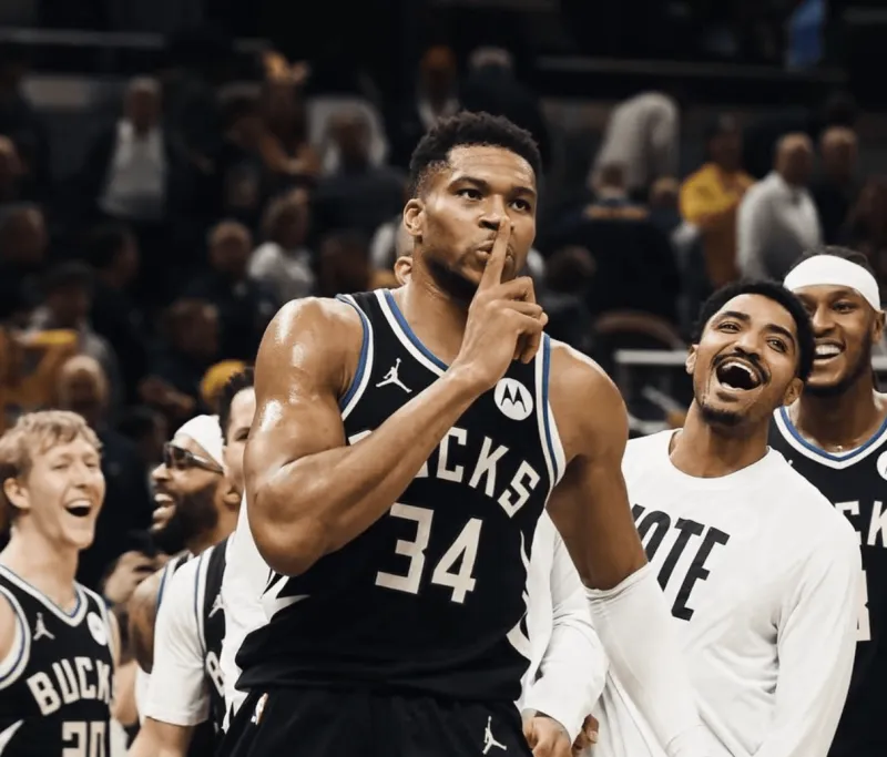 Giannis Antetokounmpo is averaging 1.04 points per minute this season, tying Wilt Chamberlain for the all-time leader.