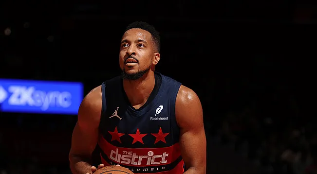 US media: CJ McCollum surpasses Dennis Johnson to rise to 146th in all-time scoring.