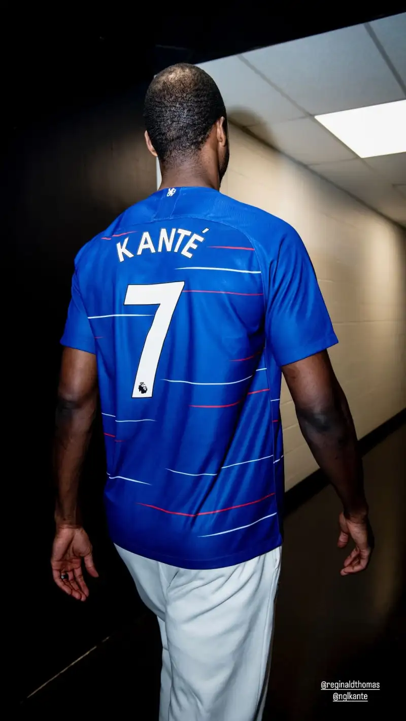 Barnes entered the field wearing an N'Golo Kanté jersey.