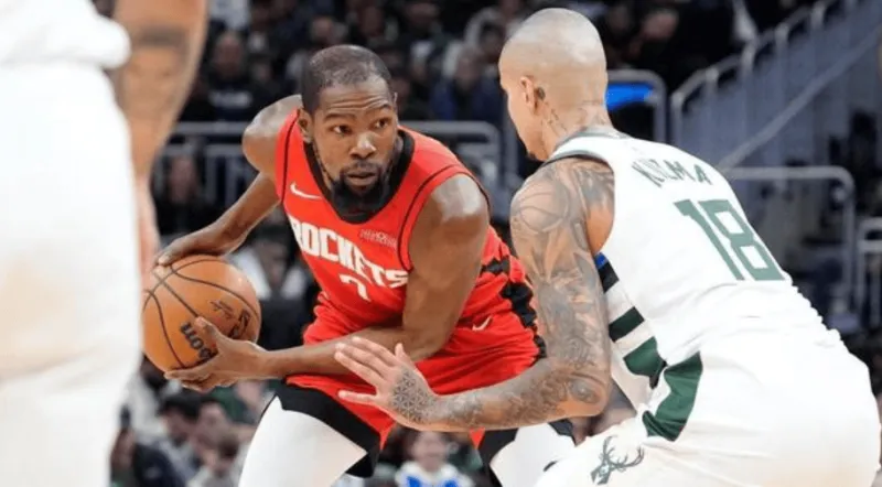 Rockets' comeback: Simplified offense, excellent performance