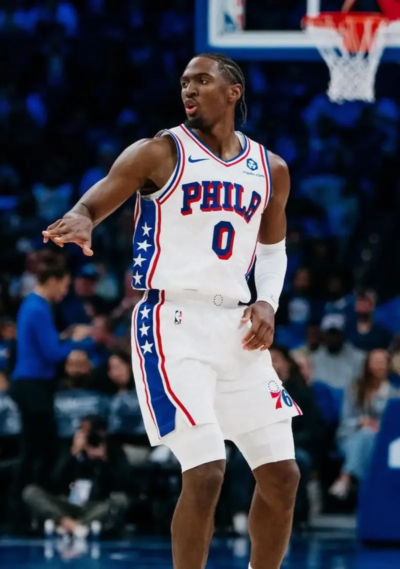 Maxi, the first player since Iverson