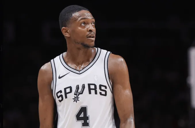 Fox and Wimbledon combined for 14 turnovers, while the Warriors had 15.