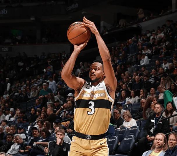 The Wizards suffered their 12th consecutive loss, falling to last place in the league.