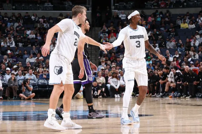 Grizzlies' franchise-high 42 assists in a single game