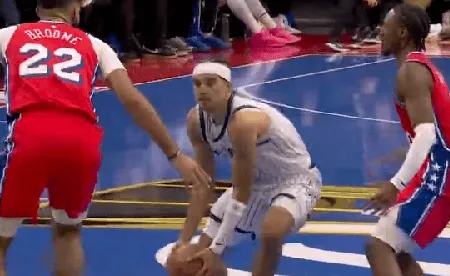 Blake drove to the basket and scored his first 30+ point game of his career.