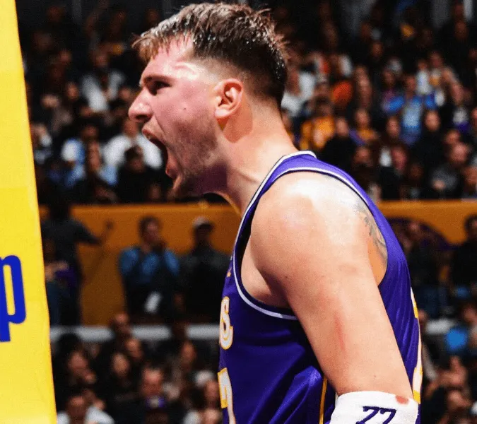 Historically, players have scored 20 points and added 5 three-pointers in a single quarter: Curry 24 times, Doncic and Harden 7 times.