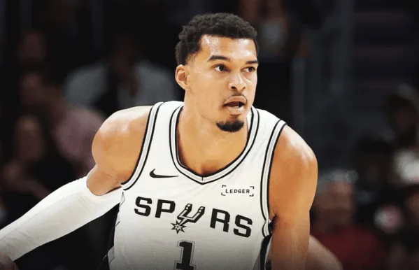 Wembyama recorded his 11th career game with at least 30 points and 5 blocks, ranking eighth all-time and second among active players.