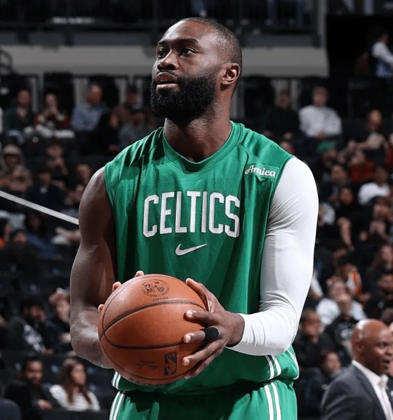 Highly efficient and versatile! Jaylen Brown averaged 31.7 points, 6.5 rebounds, and 5.4 assists in December.